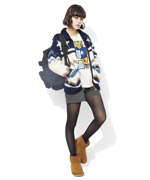 X-girl(エックスガール)の「SK8 BACKPACK 2014(バックパック/リュック・レディース・ブラック/パープル/オレンジ/ネイビー・ONE SIZE)」の10枚目の写真