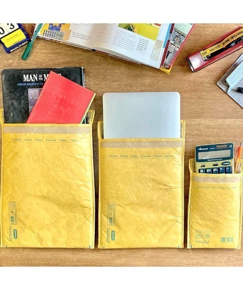 DULTON(ダルトン)の「PADDED ENVELOPE BAG FOR "13 INCH LAPTOP"/PCケース 13インチ(PC・タブレットケース・メンズ・その他/グレー/ホワイト・FREE)」の5枚目の写真