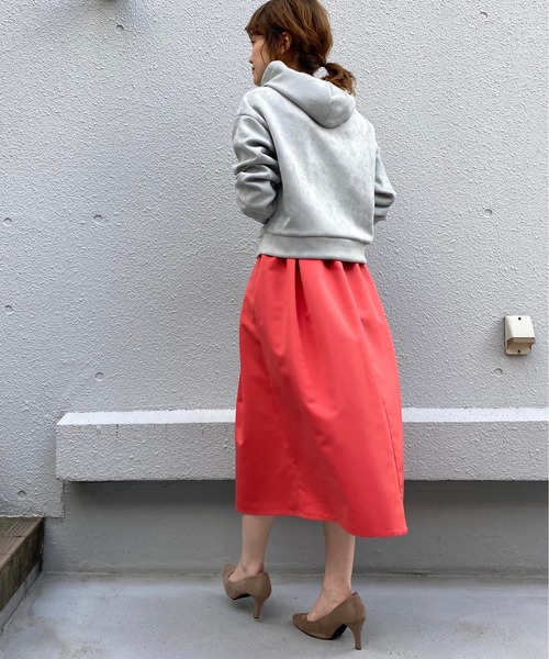 BE NEAT（ビーニート）の「【日本製】ディープタックスカート（スカート・レディース・ベージュ/オレンジ/グリーン・M）」の18枚目の写真