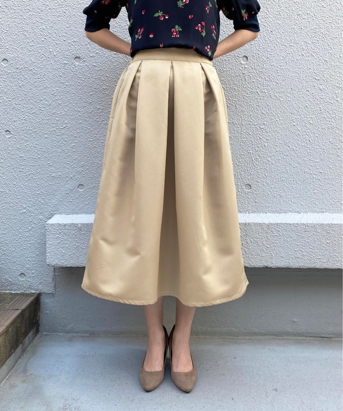 BE NEAT（ビーニート）の「【日本製】ディープタックスカート（スカート・レディース・ベージュ/オレンジ/グリーン・M）」の13枚目の写真