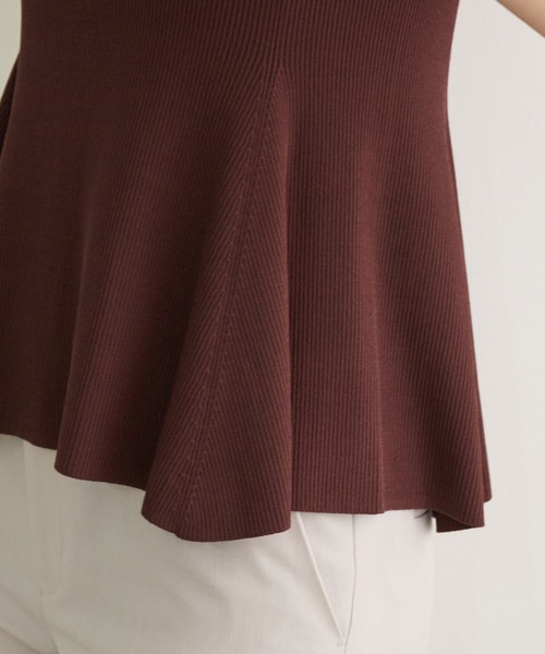 ROPE' PICNIC（ロペピクニック）の「【新色追加】ノースリーブペプラムトップス（ニット/セーター・レディース・ブラウン/ベージュ系その他2/カーキ/ブルー系その他4/ブラック・38）」の20枚目の写真