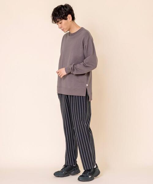 coen（コーエン）の「【WEB限定】USAコットンスウェットスリットクルーネックトレーナー#（スウェット・メンズ・ホワイト/ダークブラウン/ブラック/ライトピンク/ナチュラル/ターコイズブルー/ケリー/ダークグレー/ベージュ/ネイビー/その他1・X-LARGE/LARGE/MEDIUM/SMALL）」の18枚目の写真