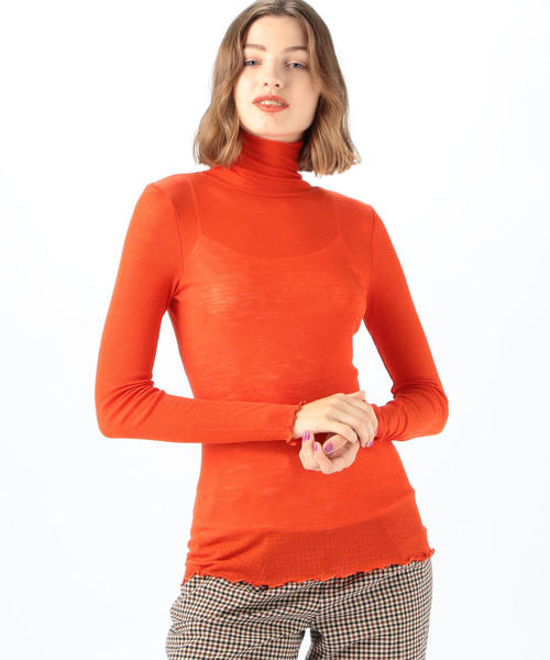 TOMORROWLAND （トゥモローランド）の「ウールリブ タートルネックプルオーバー（Tシャツ/カットソー・レディース・ホワイト/ブラック/オレンジ/ライトイエロー/ダークブラウン/ライトブルー/レッド/サックスブルー/ネイビー/イエロー・S）」の10枚目の写真