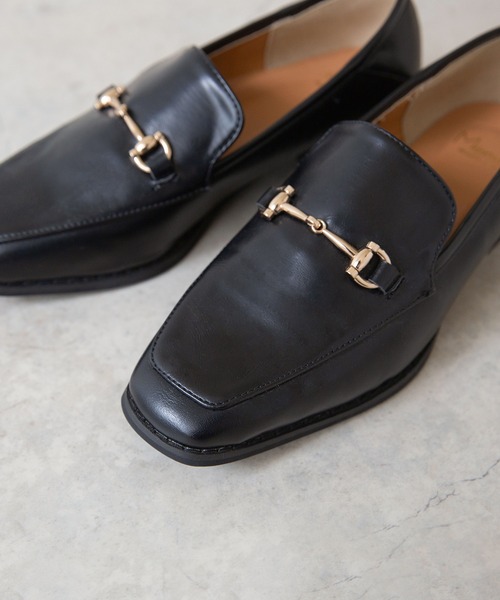 menue（メヌエ）の「スクエアトゥビットローファー（ローファー・レディース・ブラック/ブラウン系その他/アイボリー/ダークブラウン/ダークグリーン/グレイッシュベージュ/オフホワイト/キャメル・XS/M/LL/3L/S/L/SS）」の9枚目の写真