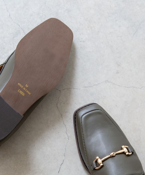 menue（メヌエ）の「スクエアトゥビットローファー（ローファー・レディース・ブラック/ブラウン系その他/アイボリー/ダークブラウン/ダークグリーン/グレイッシュベージュ/オフホワイト/キャメル・XS/M/LL/3L/S/L/SS）」の15枚目の写真