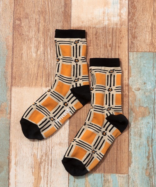 チチカカ（チチカカ）の「ナバホ＆スクエアパターンソックス 23-25cm（ソックス/靴下・レディース・ブラック/レッド/グリーン・FREE）」の2枚目の写真