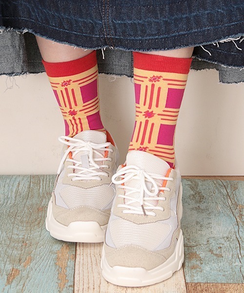 チチカカ（チチカカ）の「ナバホ＆スクエアパターンソックス 23-25cm（ソックス/靴下・レディース・ブラック/レッド/グリーン・FREE）」の6枚目の写真