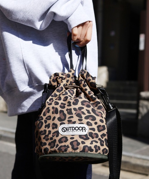 OUTDOOR PRODUCTS（アウトドアプロダクツ）の「OUTDOOR PRODUCTS/アウトドアプロダクツ MIRAMAR BAG バック 巾着バック ショルダーバック ミニ（ショルダーバッグ・メンズ・アイボリー/ブラック/レオパード・FREE）」の3枚目の写真