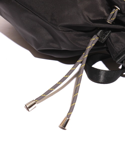 OUTDOOR PRODUCTS（アウトドアプロダクツ）の「OUTDOOR PRODUCTS/アウトドアプロダクツ MIRAMAR BAG バック 巾着バック ショルダーバック ミニ（ショルダーバッグ・メンズ・アイボリー/ブラック/レオパード・FREE）」の15枚目の写真