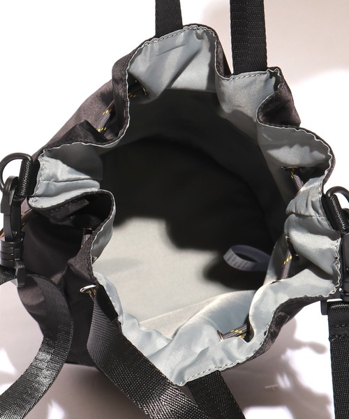 OUTDOOR PRODUCTS（アウトドアプロダクツ）の「OUTDOOR PRODUCTS/アウトドアプロダクツ MIRAMAR BAG バック 巾着バック ショルダーバック ミニ（ショルダーバッグ・メンズ・アイボリー/ブラック/レオパード・FREE）」の12枚目の写真