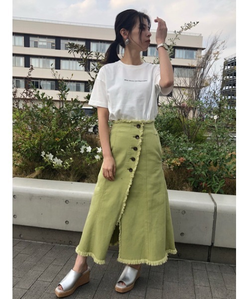 ASYMMETRY BUTTON SLIT SKIRT/アシメトリーボタンスリットスカート
