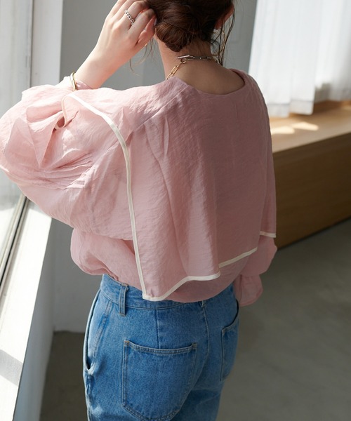 【WEB限定】セーラーカラーパイピングブラウス