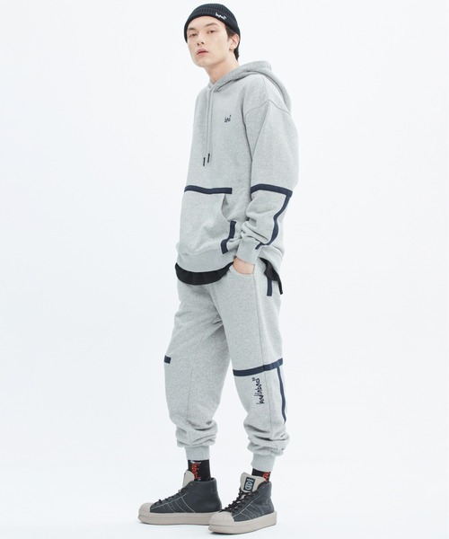 BAD IN BAD（ベド イン ベド）の「【BAD IN BAD】TAPING SWEAT PANTS / ベドインベド テーピング スウェットパンツ セットアップ（スウェットパンツ・メンズ・グレー/ブラック/カーキ・LARGE/MEDIUM）」の12枚目の写真