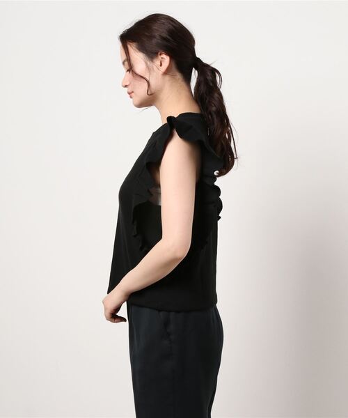 LOWRYS FARM（ローリーズファーム）の「ソデフリルＳＳ　947038（Tシャツ/カットソー・レディース・ブラック/ダークブラウン/ブルー/アイボリー・FREE）」の5枚目の写真