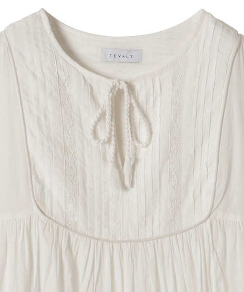 TEVALT(ヴァレット)の「レース使いマキシワンピース(ワンピース・レディース・オフホワイト/オレンジ/ダークネイビー・38)」の21枚目の写真