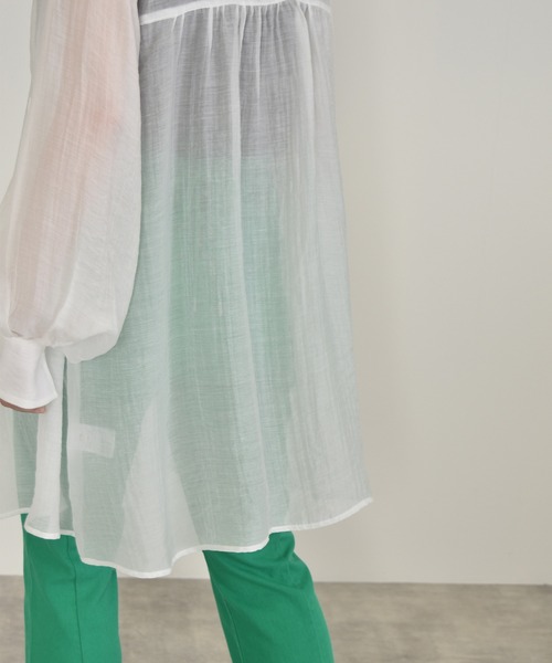 w closet(ダブルクローゼット)の「ギャザーシアーシャツ(シャツ/ブラウス・レディース・ホワイト/ライム/パープル/ピンク系その他・FREE)」の10枚目の写真