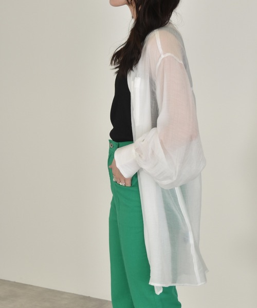 w closet(ダブルクローゼット)の「ギャザーシアーシャツ(シャツ/ブラウス・レディース・ホワイト/ライム/パープル/ピンク系その他・FREE)」の12枚目の写真