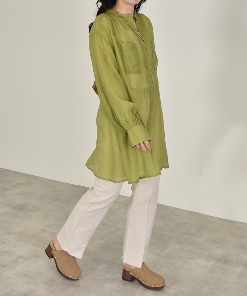 w closet(ダブルクローゼット)の「ギャザーシアーシャツ(シャツ/ブラウス・レディース・ホワイト/ライム/パープル/ピンク系その他・FREE)」の16枚目の写真