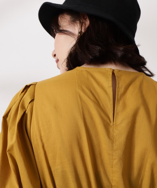 N.(N. Natural Beauty Basic)(エヌエヌナチュラルビューティーベーシック)の「◆コットンローンバルーンスリーブワンピース(ワンピース・レディース・スミクロ/パープル/マスタード・MEDIUM)」の6枚目の写真