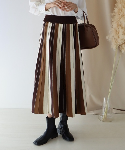 BLUEEAST（ブルーイースト）の「配色ストライプニットスカート（スカート・レディース・グレー/オレンジ/グリーン/ボルドー/ブラウン/イエロー/ブルー/ネイビー/オレンジ系/マスタード/ピンク/ラベンダー/ブラック系/ワイン系/グリーン系/ブルーグレー/ベージュ/グリーン系2/パープル/ブラウン系・MEDIUM）」の5枚目の写真