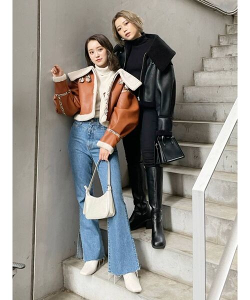 MURUA（ムルーア）の「カットオフフレアデニム（デニムパンツ・レディース・ブルー・0/1/2）」の16枚目の写真