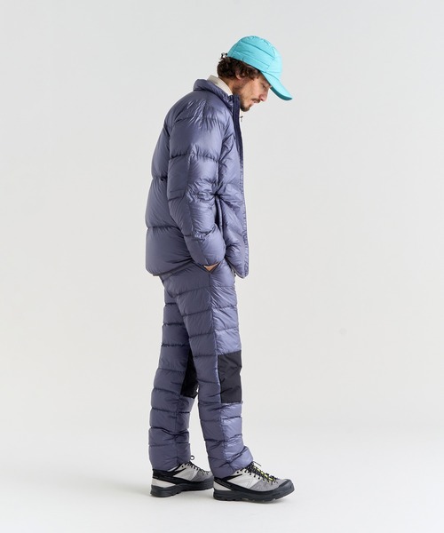 NANGA（ナンガ）の「MOUNTAIN LODGE DOWN JACKET(MEN)/マウンテンロッジダウンジャケット メンズ（ダウンジャケット/コート・メンズ・ネイビー/モカ/ブラック/イエロー/ブルー系/ブラウン系その他/オレンジ系その他・L/M/S/XL）」の18枚目の写真