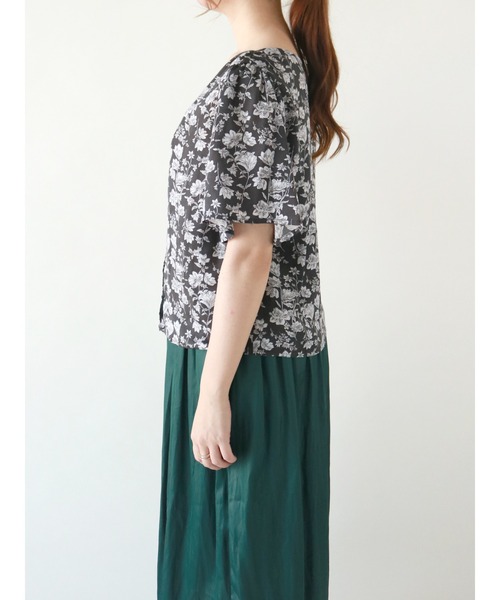 Te chichi（テチチ）の「デシンフラワープリント前後2WAYブラウス（シャツ/ブラウス・レディース・ベージュ/ブラック・ﾌﾘ-）」の18枚目の写真