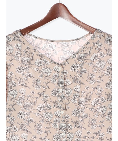 Te chichi（テチチ）の「デシンフラワープリント前後2WAYブラウス（シャツ/ブラウス・レディース・ベージュ/ブラック・ﾌﾘ-）」の6枚目の写真