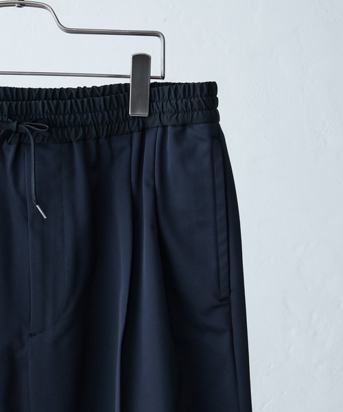 Lui's（ルイス）の「【SILLIS / シリス】ギャバイージーパンツ（スラックス・メンズ・ベージュ/ネイビー・44/46）」の13枚目の写真