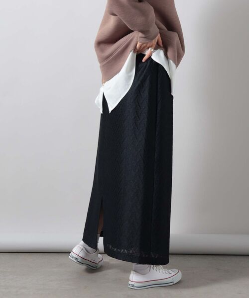 fredy couleur（フレディクルール）の「ジオメトリックレース タイトスカート（スカート・レディース・ネイビー/レンガ・38）」の14枚目の写真