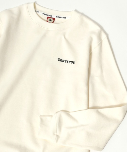 CONVERSE(コンバース)の「CONVERSE/コンバース ワンポイントロゴ サガラ刺繍 スウェットトレーナー(スウェット・レディース・ホワイト/ブラック/ベージュ/パープル/ブラウン/グレー/オフホワイト/ブルーグリーン/ベージュ系その他/ブルー系その他/ブラック系その他/グレー系その他/ホワイト系その他/ピンク系その他/ブラウン系その他/ホワイト系その他2/ピンク系その他2/ブルー系その他2/ベージュ系その他2/ダークグリーン/オートミール/ベージュ系その他3/ピンク/サックスブルー/グリーン系その他・LL/M/L)」の2枚目の写真