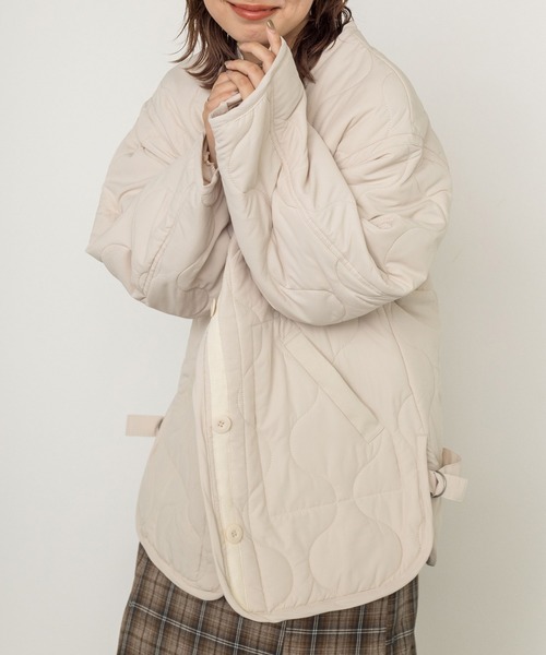 w closet（ダブルクローゼット）の「ひょうたんキルティングジャケット（ノーカラージャケット・レディース・ブラック/カーキ/アイボリー・FREE）」の16枚目の写真