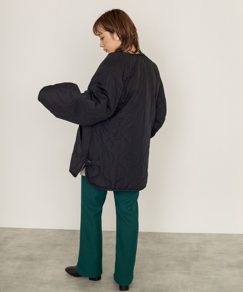 w closet（ダブルクローゼット）の「ひょうたんキルティングジャケット（ノーカラージャケット・レディース・ブラック/カーキ/アイボリー・FREE）」の15枚目の写真