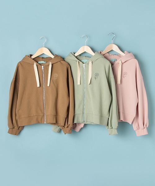 Lindsay(リンジィ)の「ワンポイント刺しゅうボリュームZIPパーカ【PTPR】(パーカー・キッズ・ブラウン/ピンク/エメラルド・S/M/L)」の17枚目の写真