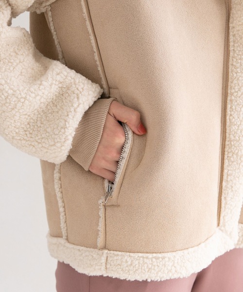 Newlyme（ニューリーミー）の「ムートン切替ボアコート（その他アウター・レディース・ベージュ・MEDIUM）」の5枚目の写真