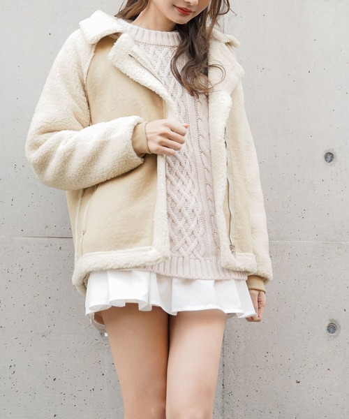 Newlyme（ニューリーミー）の「ムートン切替ボアコート（その他アウター・レディース・ベージュ・MEDIUM）」の8枚目の写真