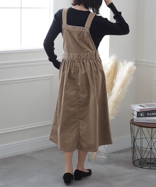 ElegChic（エレグシック）の「ストレッチコーデュロイジャンパー スカート （スカート・レディース・ブラック/ベージュ・4L/L/XL/XXL/M）」の10枚目の写真