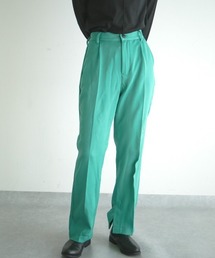 サイドスリットカラースラックス