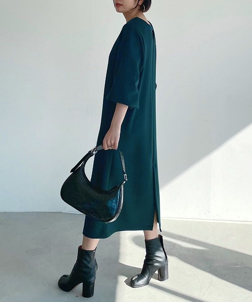 PAGEBOY（ページボーイ）の「WEB限定アイテム / バックデザインナローワンピース（ワンピース・レディース・ブラック/ブルー/グリーン・FREE）」の20枚目の写真