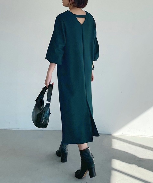 PAGEBOY（ページボーイ）の「WEB限定アイテム / バックデザインナローワンピース（ワンピース・レディース・ブラック/ブルー/グリーン・FREE）」の21枚目の写真