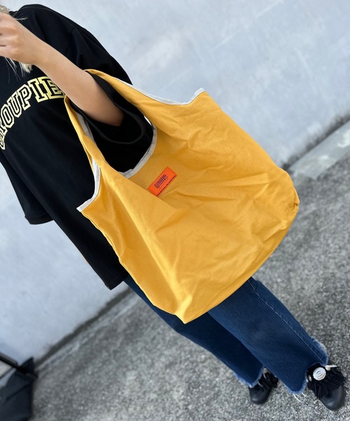UNIVERSAL OVERALL（ユニバーサルオーバーオール）の「UNIVERSAL OVERALL/リバーシブルトートバック UVO-044（エコバッグ/サブバッグ・メンズ・ホワイト/ブラック/ベージュ/オフホワイト/イエロー/オレンジ/グリーン/バーガンディー・ONESIZE）」の6枚目の写真