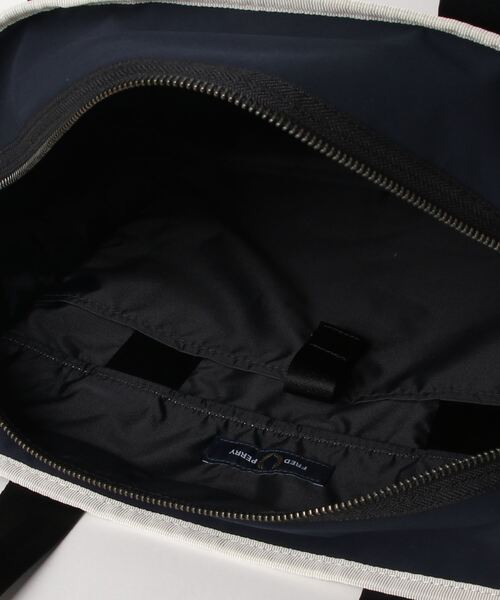 FRED PERRY（フレッドペリー）の「Tote Bag（トートバッグ・メンズ・ブラック・ONE SIZE）」の3枚目の写真