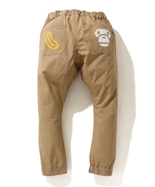 A BATHING APE(アベイシングエイプ)の「BABY MILO JOGGER PANTS K(その他パンツ・キッズ・オリーブ/ベージュ・110/140/130/120)」の3枚目の写真