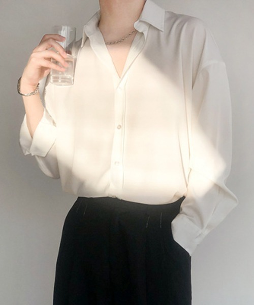 NOWLE（ノウル）の「【NOWLE】長袖 シフォン風 とろみシャツ（シャツ/ブラウス・メンズ・ブラック/ホワイト/ダークグレー/ライトグリーン/サックスブルー・MEDIUM/LARGE/XX-LARGE/X-LARGE）」の2枚目の写真