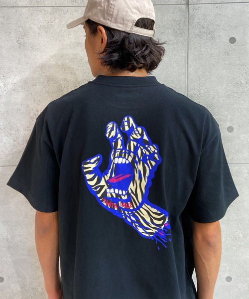 SANTA CRUZ(サンタクルーズ)の「【ムラサキスポーツ別注】SANTACRUZ/サンタクルーズ ルーズシルエット ゼブラ柄 バックプリントTシャツ 502221414(Tシャツ/カットソー・メンズ・ブラック/ホワイト・M/XL/XXL/L)」の14枚目の写真