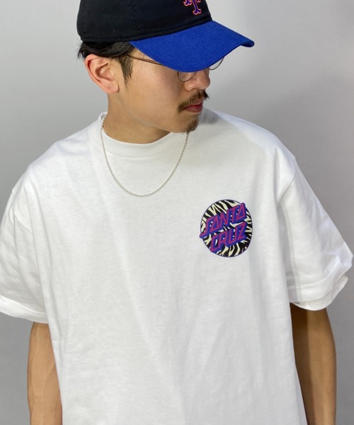 SANTA CRUZ(サンタクルーズ)の「【ムラサキスポーツ別注】SANTACRUZ/サンタクルーズ ルーズシルエット ゼブラ柄 バックプリントTシャツ 502221414(Tシャツ/カットソー・メンズ・ブラック/ホワイト・M/XL/XXL/L)」の4枚目の写真