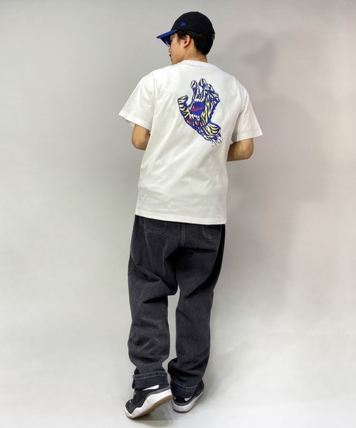SANTA CRUZ(サンタクルーズ)の「【ムラサキスポーツ別注】SANTACRUZ/サンタクルーズ ルーズシルエット ゼブラ柄 バックプリントTシャツ 502221414(Tシャツ/カットソー・メンズ・ブラック/ホワイト・M/XL/XXL/L)」の10枚目の写真