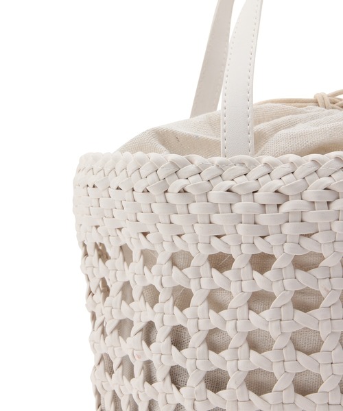 ROPE' PICNIC(ロペピクニック)の「スムースハンドメッシュ巾着付バケットトートバッグ(トートバッグ・レディース・ブラック/オフホワイト/グリーン・FREE)」の7枚目の写真