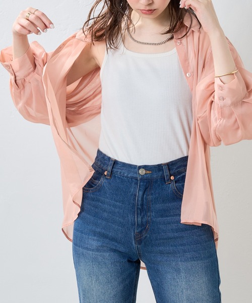 natural couture(ナチュラルクチュール)の「透け感が大人っぽい。ラメシアーボリュームスリーブシャツ(シャツ/ブラウス・レディース・オフホワイト/ブラック/グレー/オレンジ・FREE)」の4枚目の写真