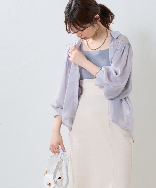 natural couture(ナチュラルクチュール)の「透け感が大人っぽい。ラメシアーボリュームスリーブシャツ(シャツ/ブラウス・レディース・オフホワイト/ブラック/グレー/オレンジ・FREE)」の16枚目の写真